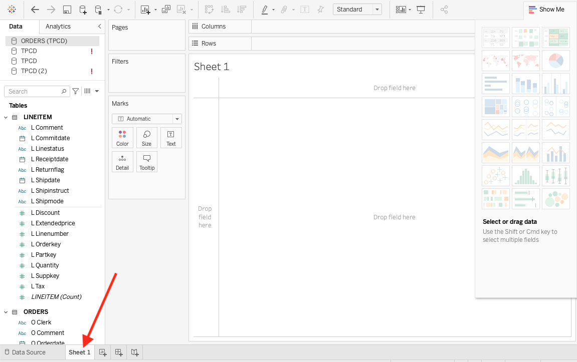 Tableau 工作表,显示可用于分析的来自 ClickHouse 表的维度和度量